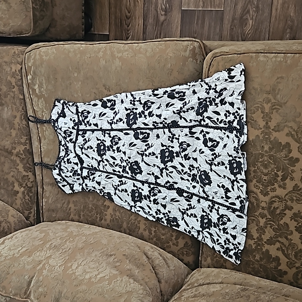 New York & Co Black & White Floral Dress